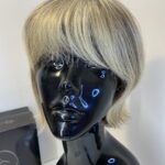 Boxed blonde short wig. Bblms350