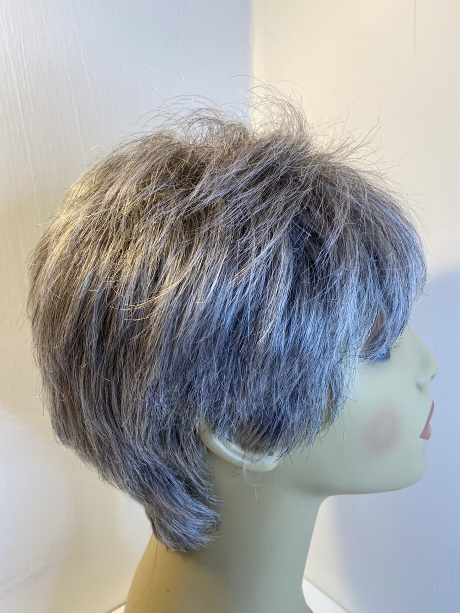 Stylish salt and pepper Noriko wig. Gss541