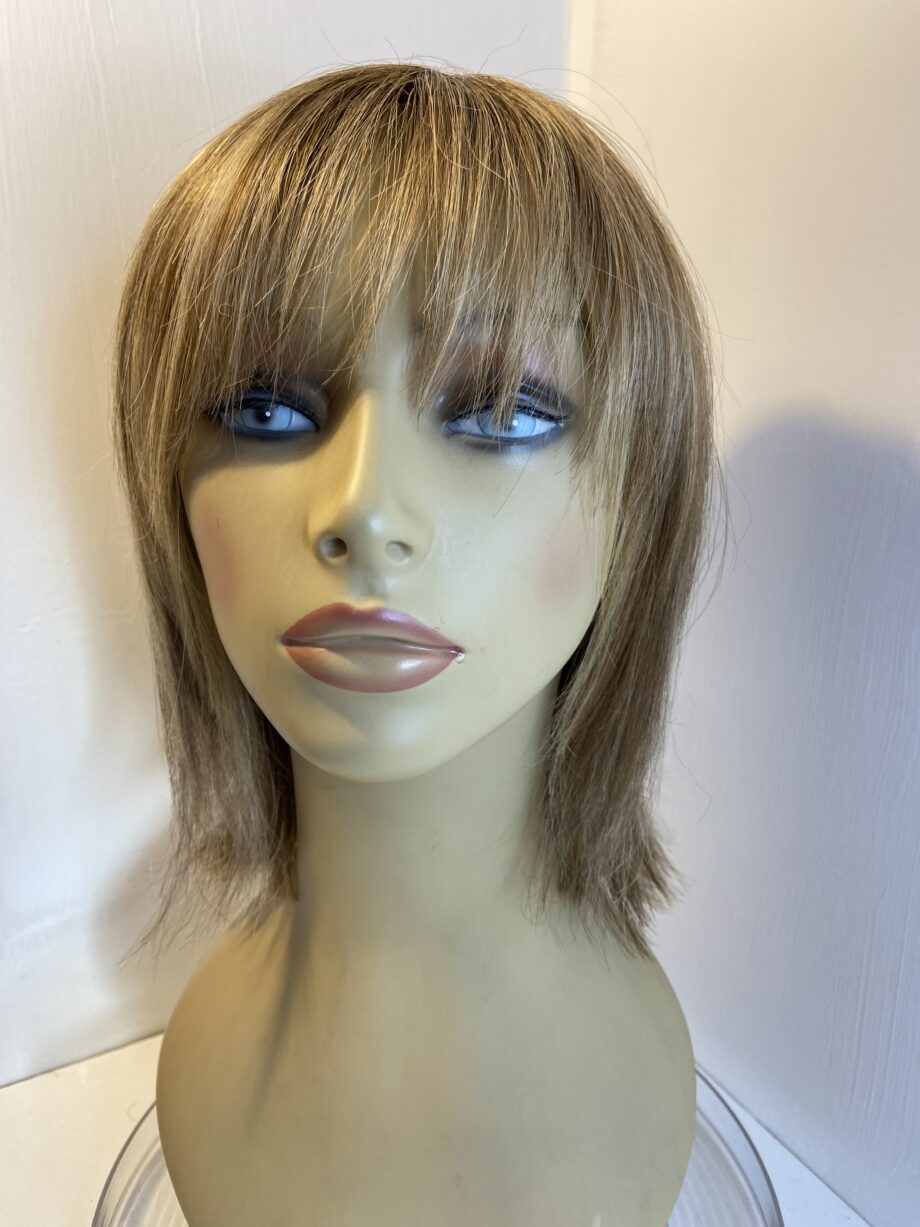 Soft cap blonde Rene of Paris design wig. Blls532
