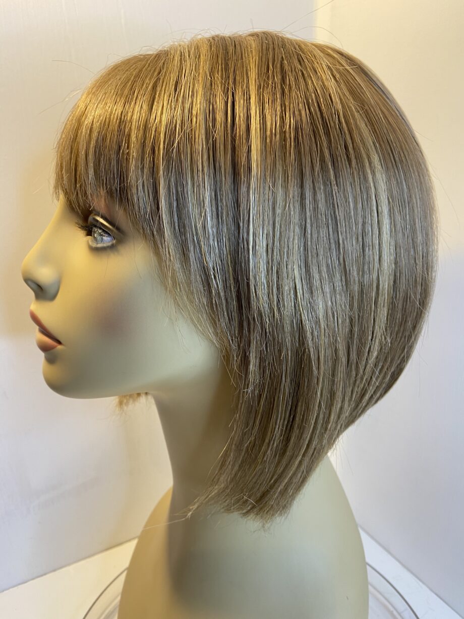 Amore soft cap blonde wig. Blms610