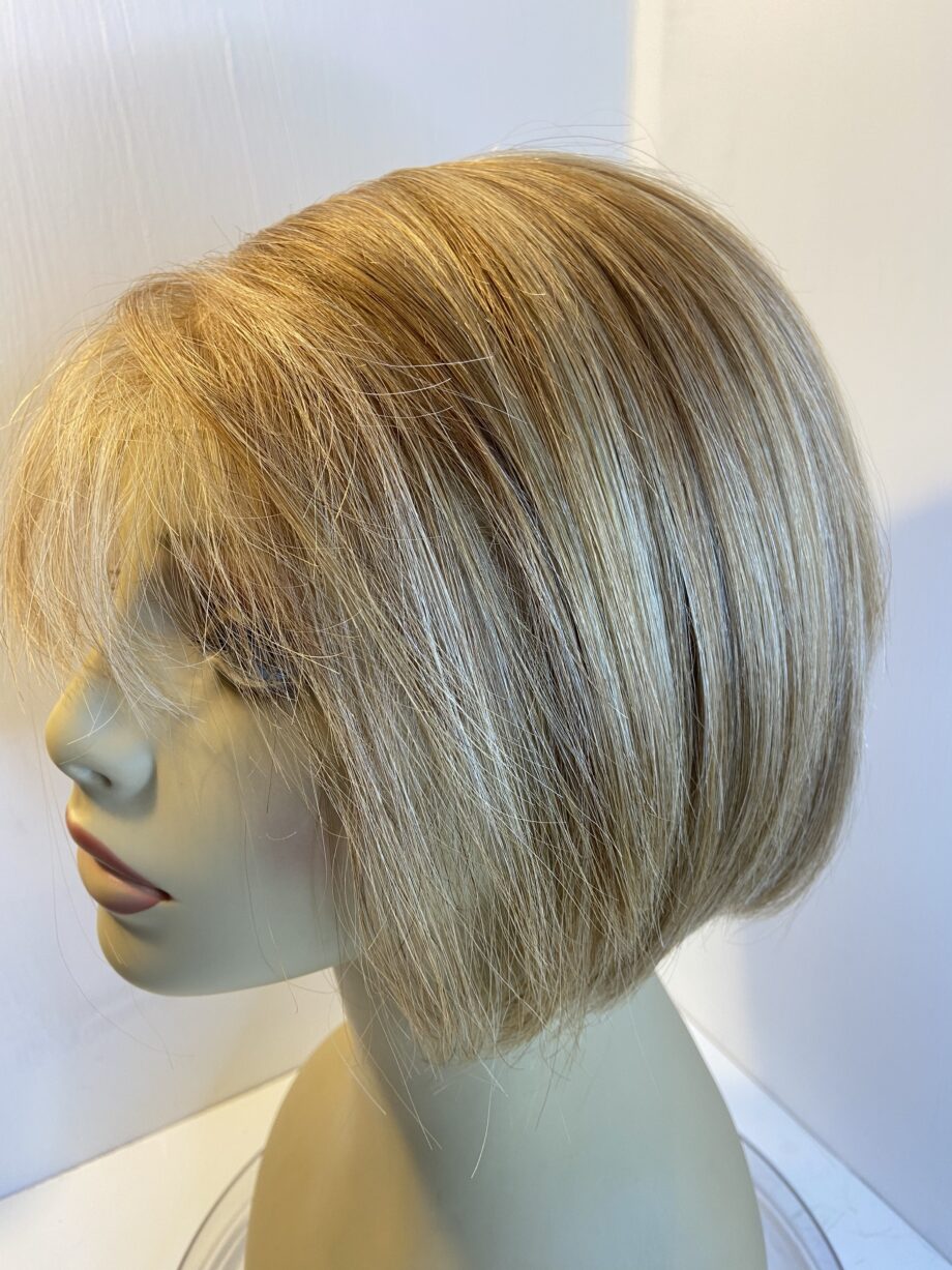 Soft cap blonde wig. Blms615