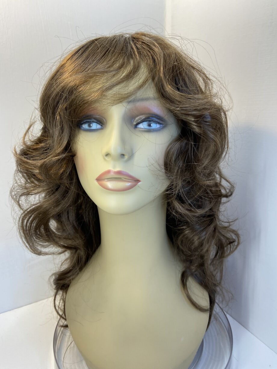 New brown long wavy wig. Bbrlw348