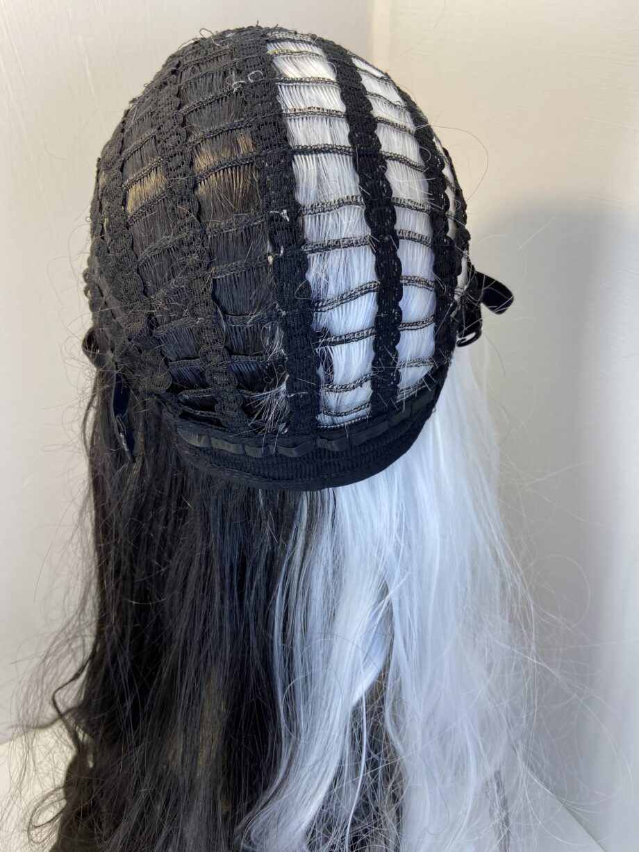 Black white long wavy wig. B/wlw622