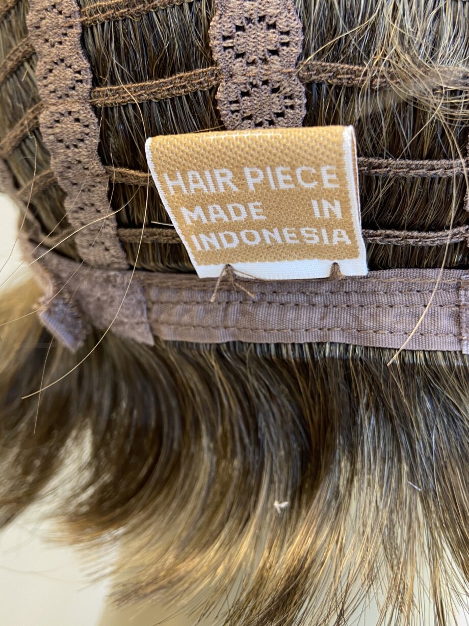 Very natural short brown wig. Brss631