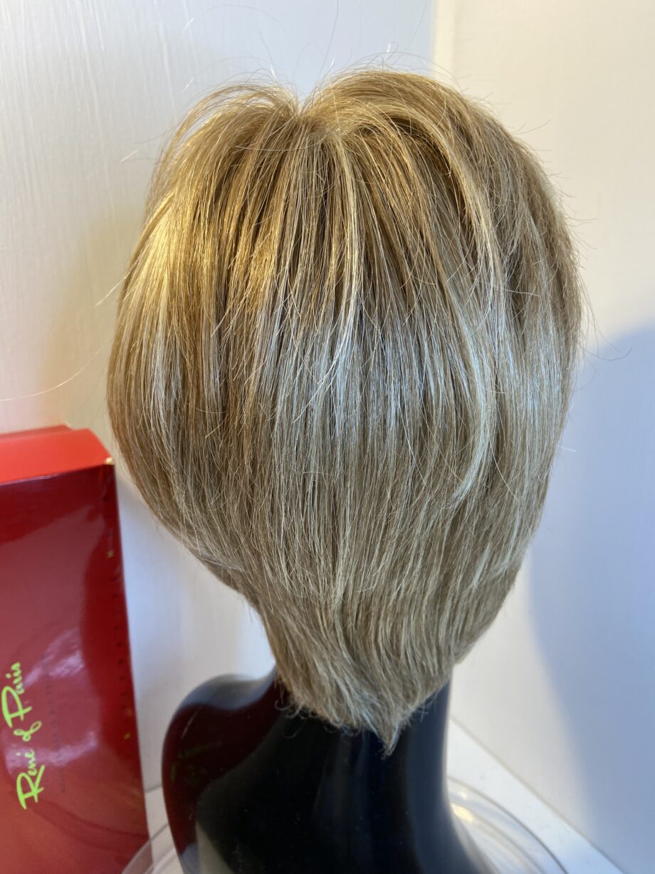 Short blonde Rene of Paris collection. Bblss344