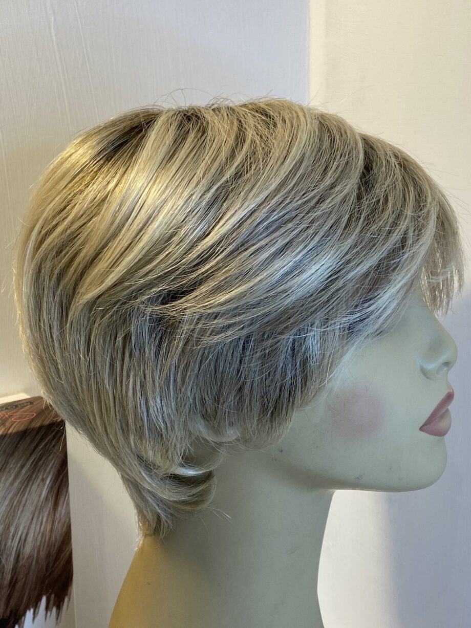 Blonde rooted Ellen Wille soft cap collection wig. Bblss334