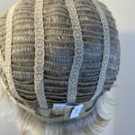 Light blonde / gray wig. Blcm98