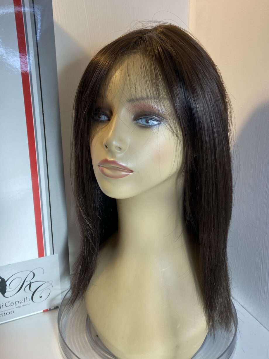 Boxed long brown wig. Bbrls326