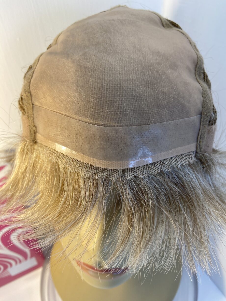 Dimples collection blonde wig. Bblss346
