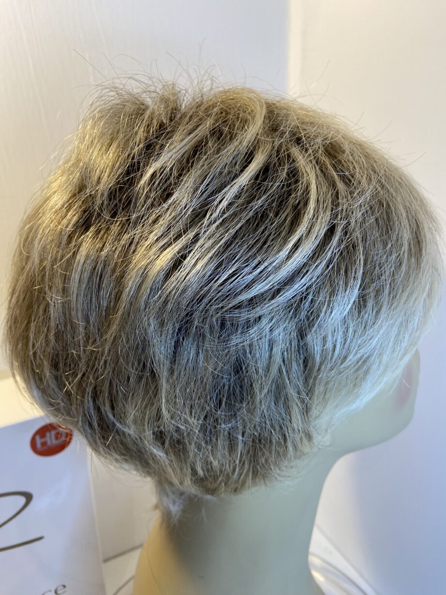 New Ellen Wille soft cap rooted blonde wig. Bblss337