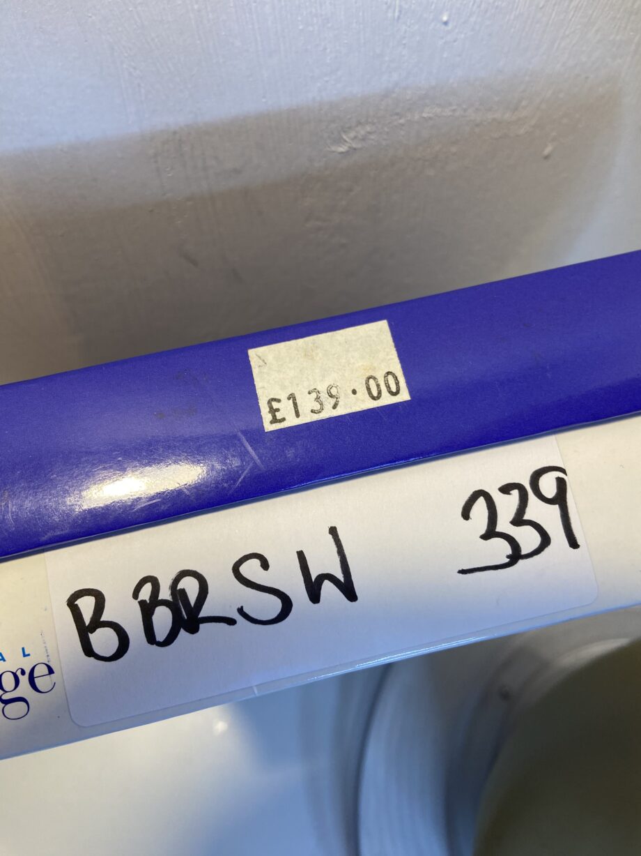 Super soft brown new wig. Bbrsw339