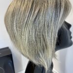 Boxed blonde short wig. Bblms350