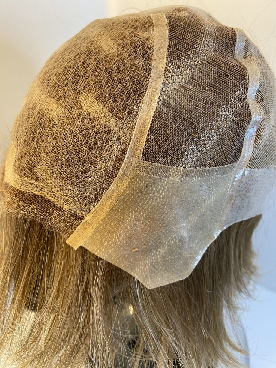 Soft cap blonde wig. Blms614
