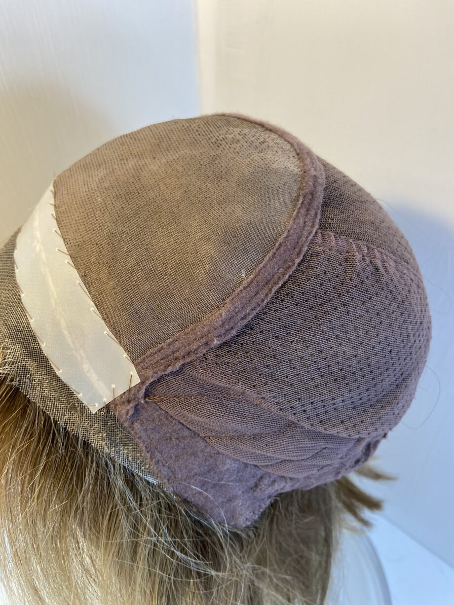 Soft cap blonde Rene of Paris design wig. Blls532