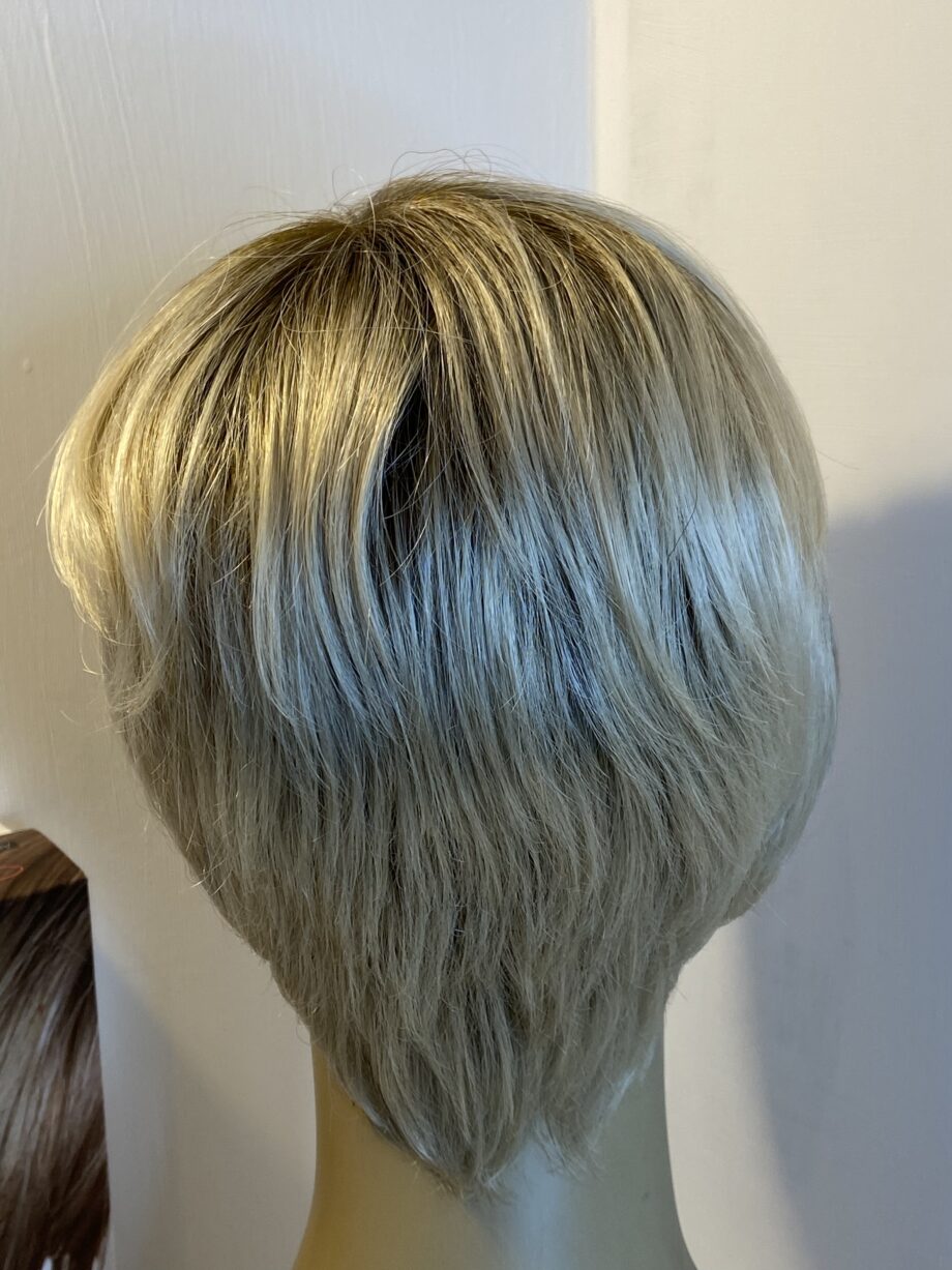 Blonde rooted Ellen Wille soft cap collection wig. Bblss334
