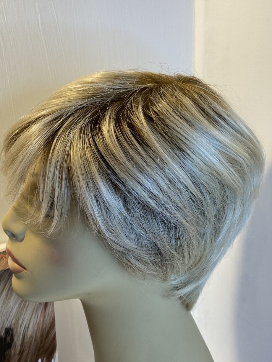 Blonde rooted Ellen Wille soft cap collection wig. Bblss334