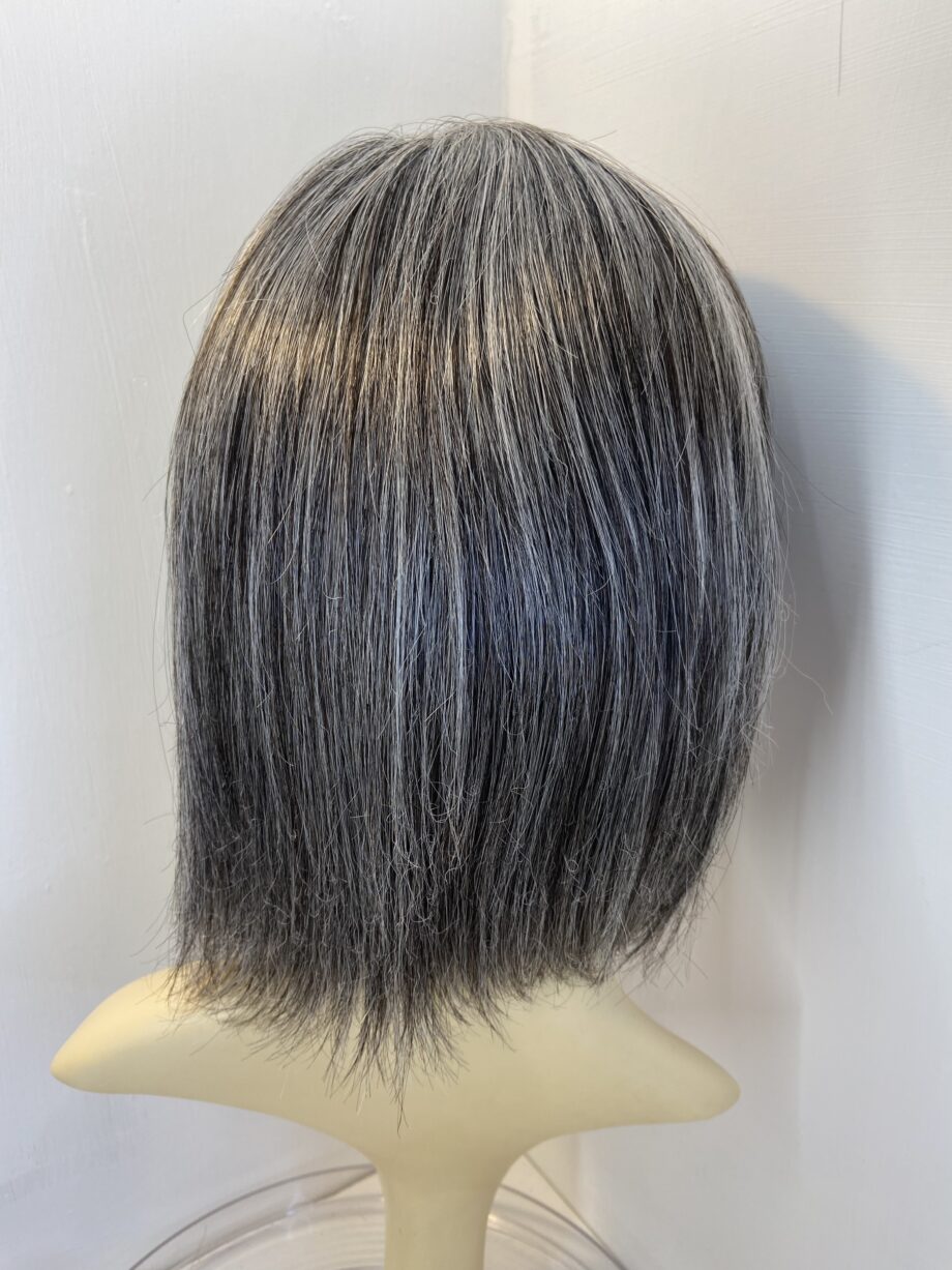 Soft cap Ellen Wille salt and pepper wig. Gls561