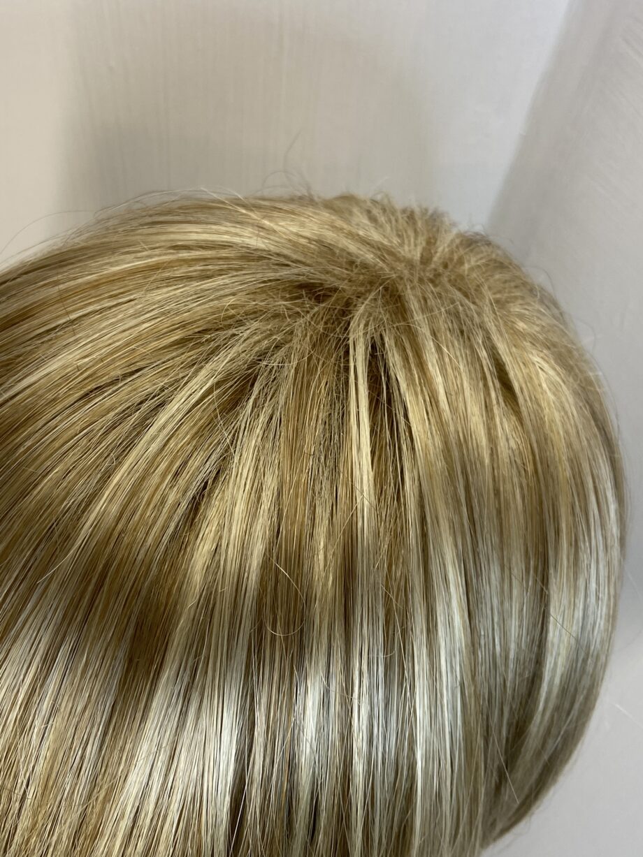 Shiny blonde Rene of Paris wig. Blms545