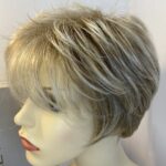 Sugar cookie blonde short boxed wig. Bblss375
