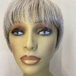 Very smart short silver wig. Gss555