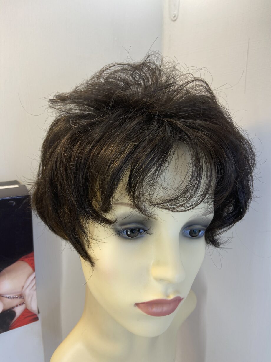 Dynasty by joan collins dark brown wig. Bbrbw380