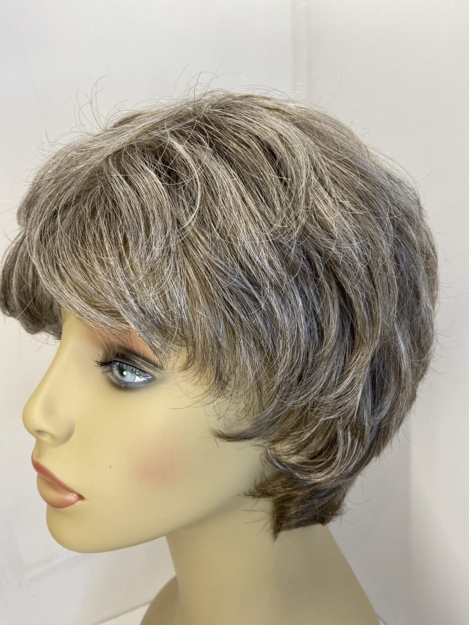 Salt and pepper wig. Gss552
