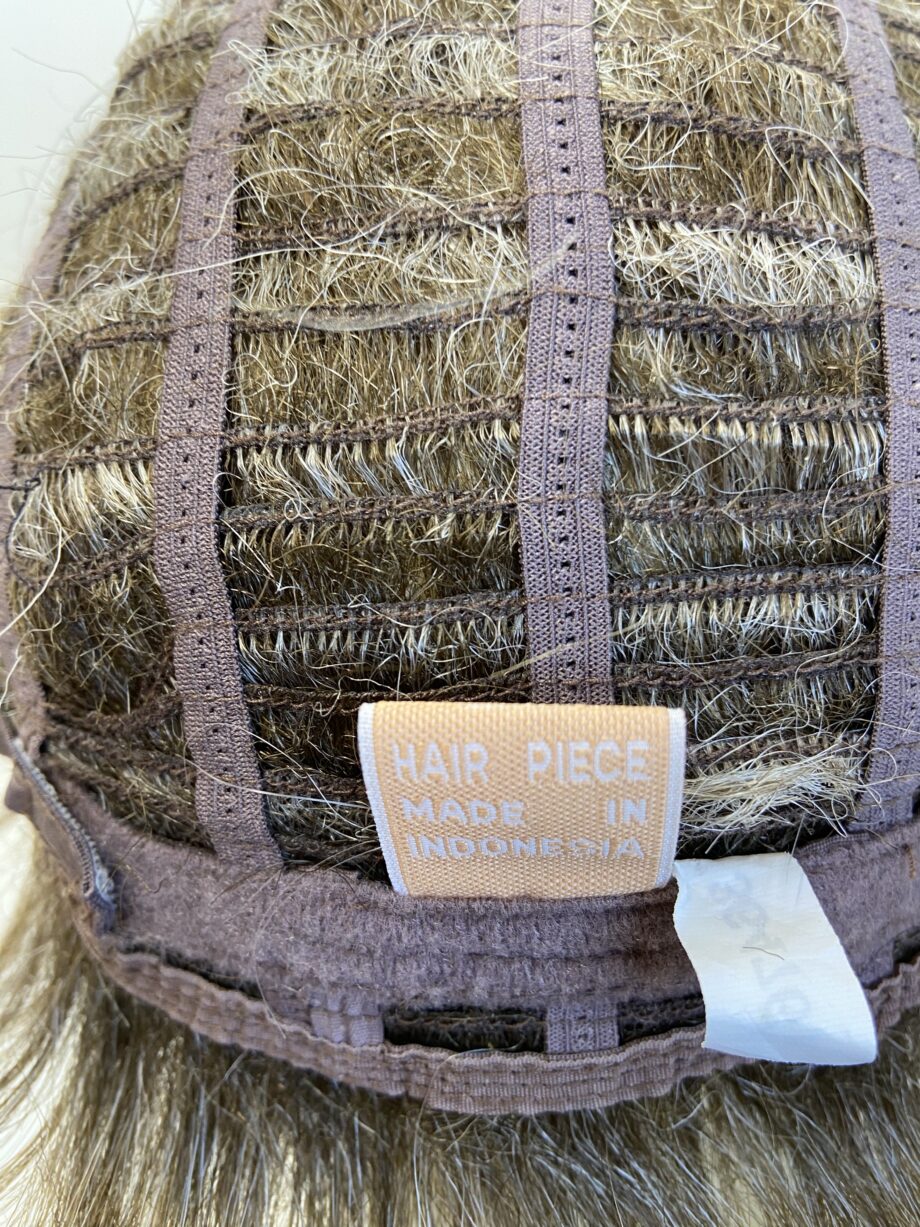 Salt and pepper wig. Gss552