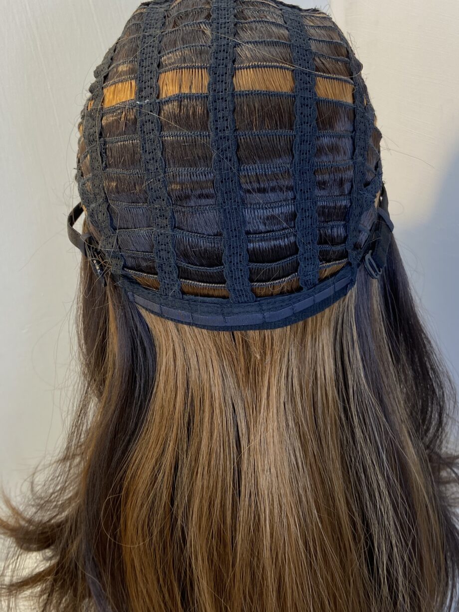 Very long brown highlighted wig. Brls356