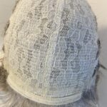 Silver grey short wig. Bgss372