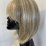 Raquel Welch blonde wig. Blms326