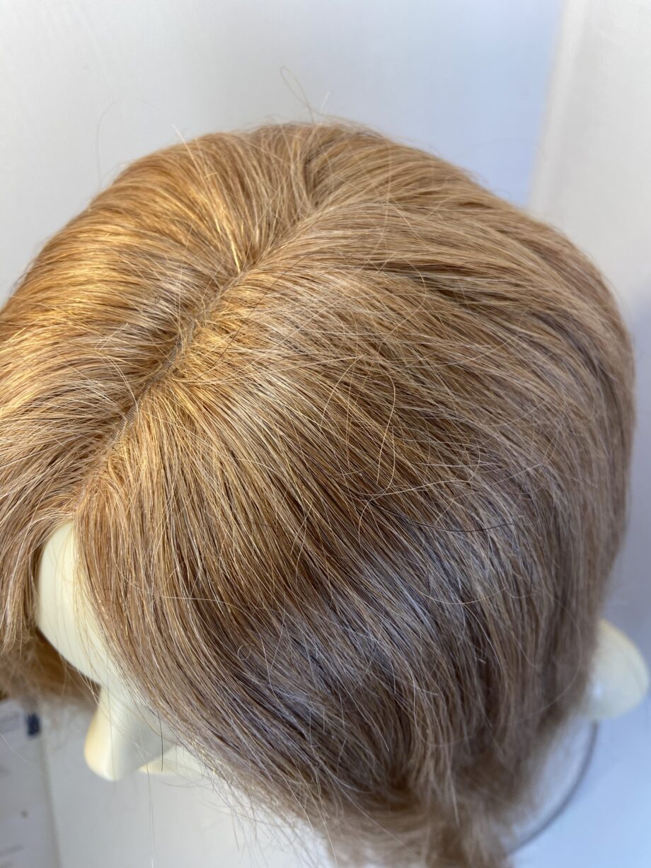 Strawberry blonde long soft cap wig. Bllw322