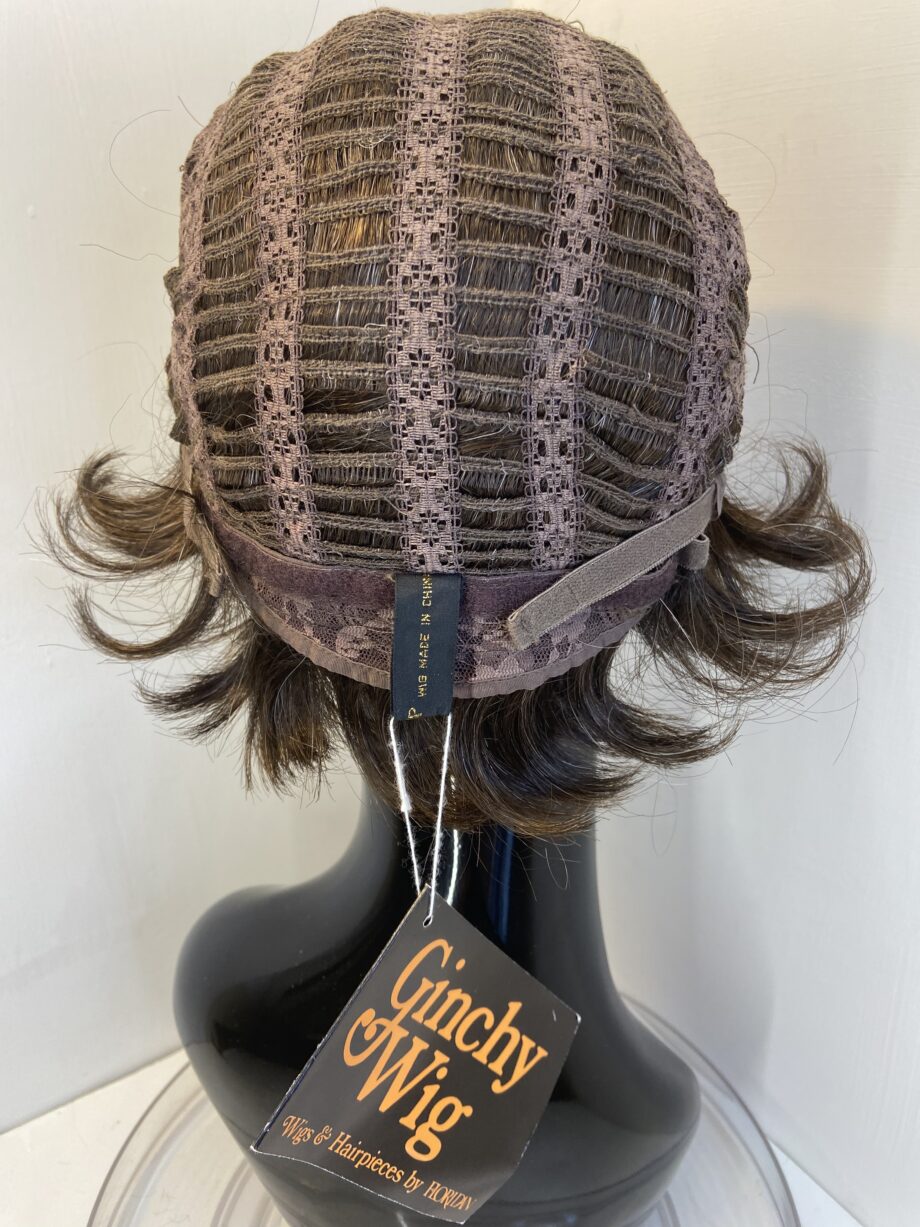 New Ginchy brown shiny wig. Brsw557
