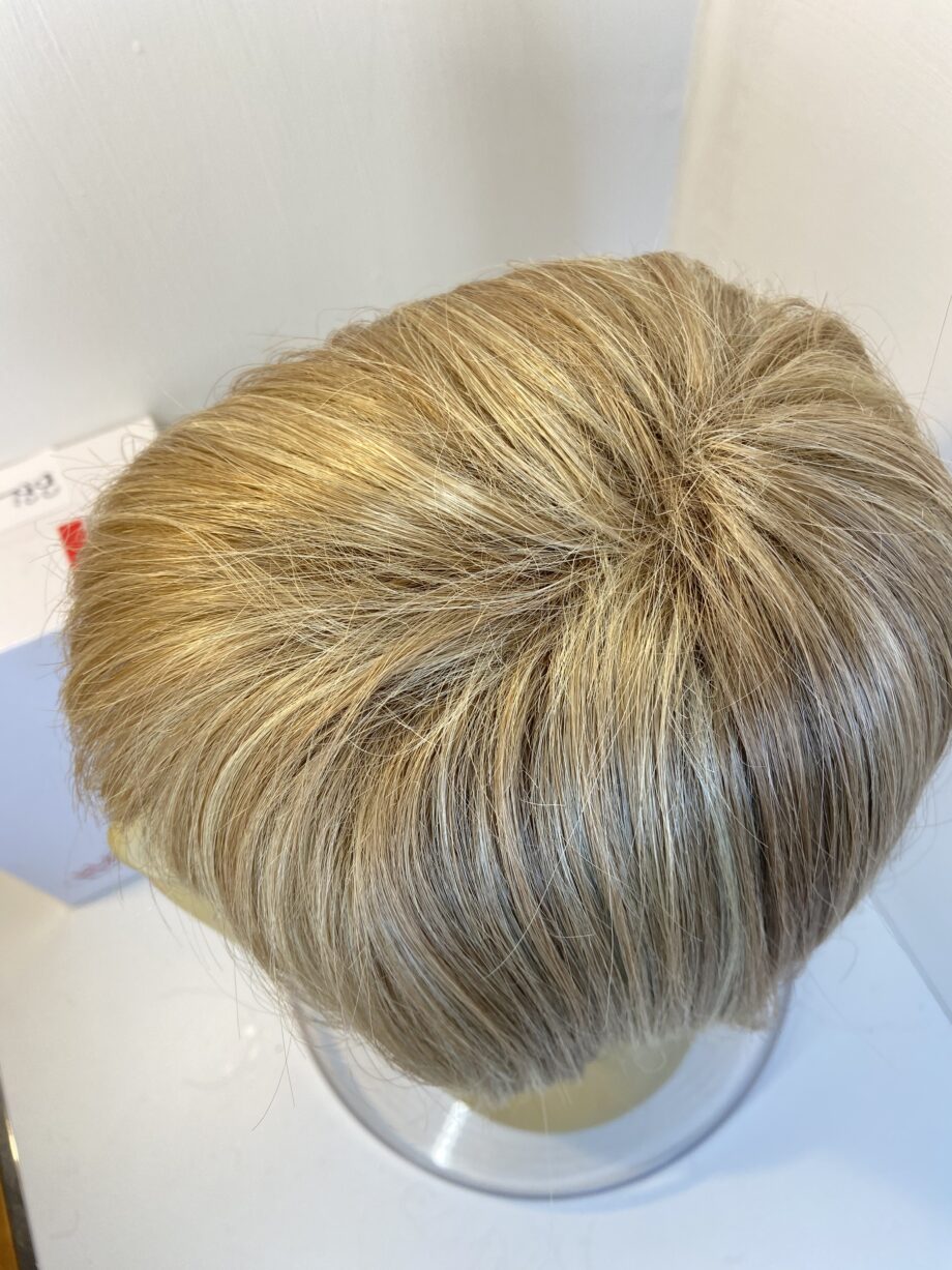 Blonde hair world wig. Bblms362