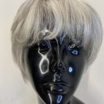 Short grey silver wig. Gss554