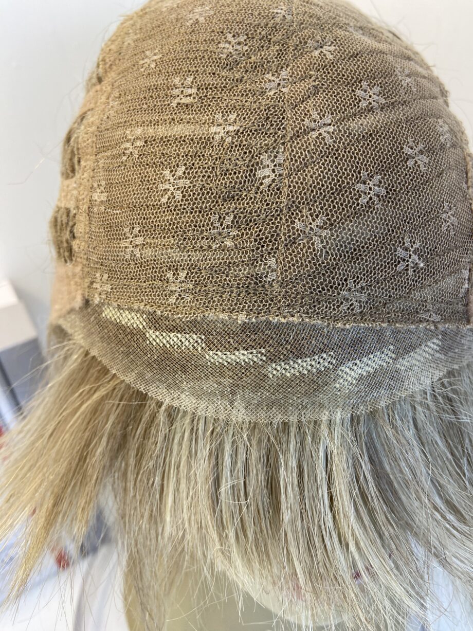 Blonde hair world wig. Bblms362