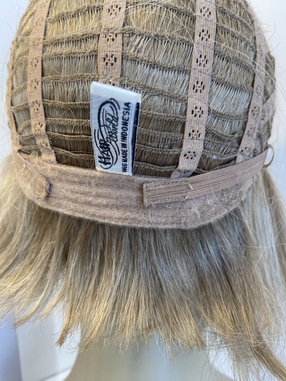 Blonde hair world wig. Bblms362