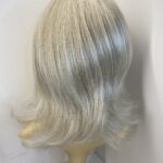 Raquel Welch long blonde wig. Bllw317