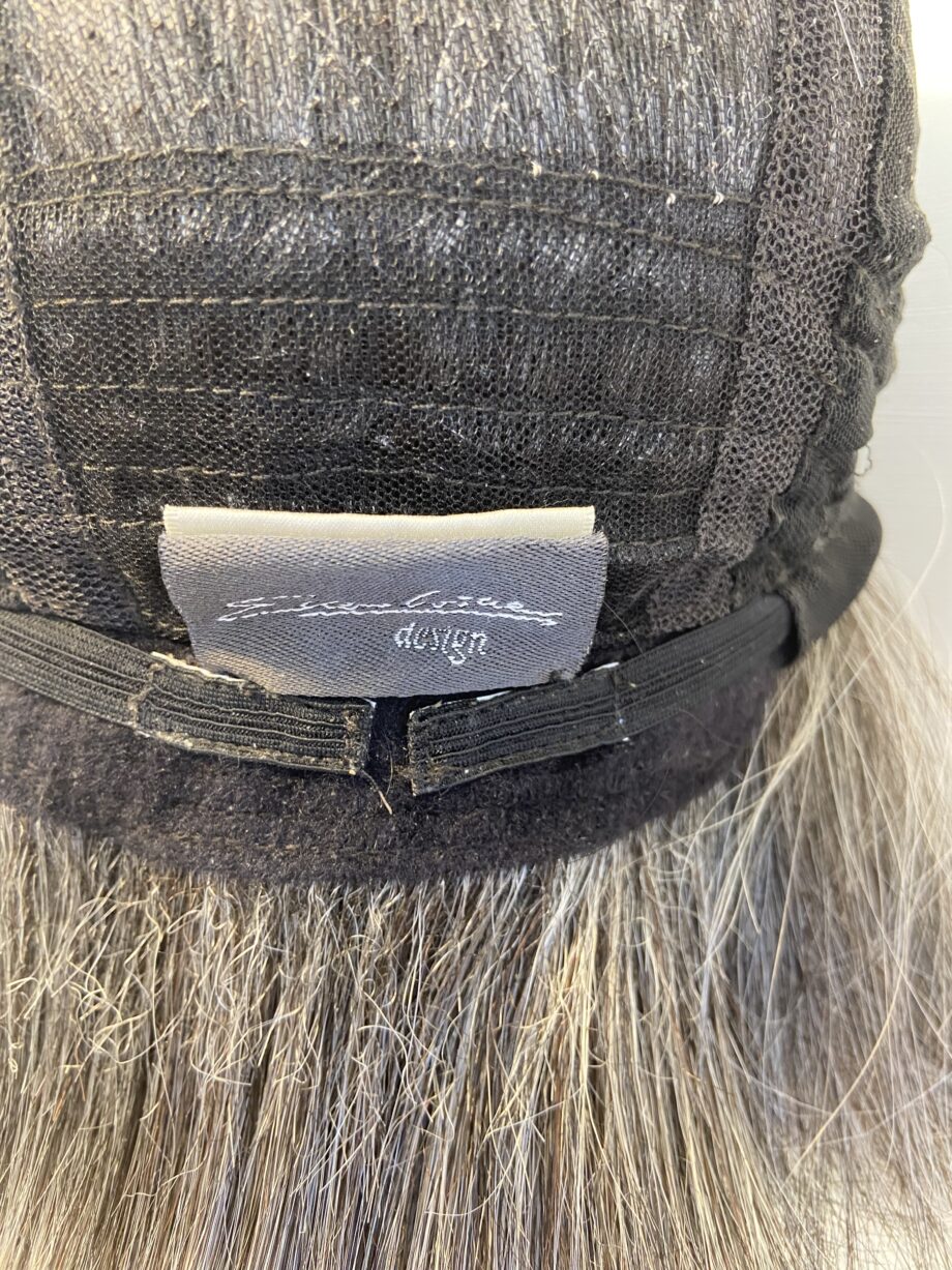 Soft cap Ellen Wille salt and pepper wig. Gls561