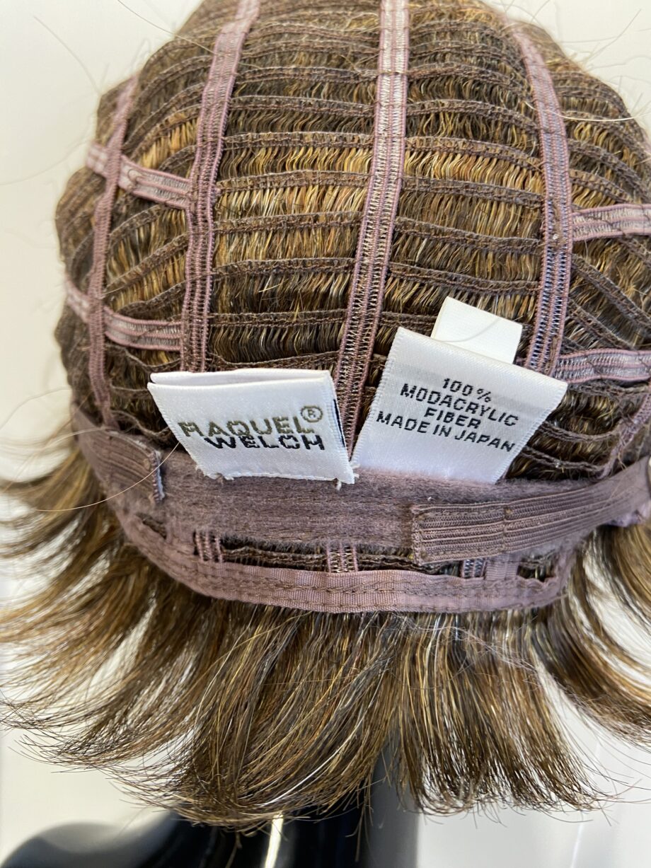 Raquel Welch new short brown wig. Bbrss385