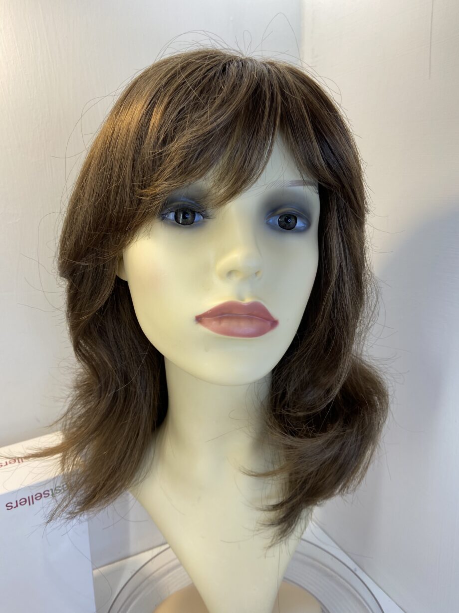Long brown wavy best sellers wig. Bbrlw386