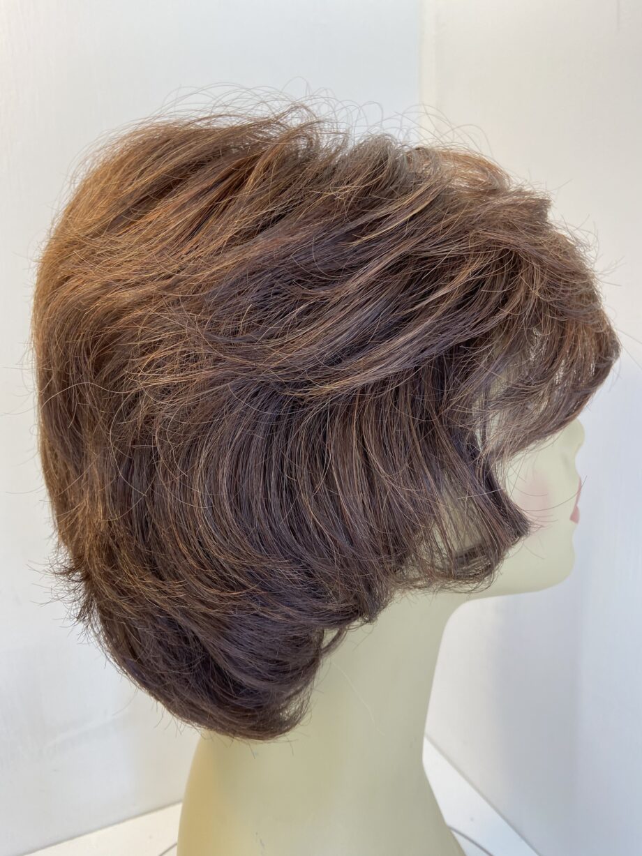 Auburn wavy Ellen Wille wig. Aumw212