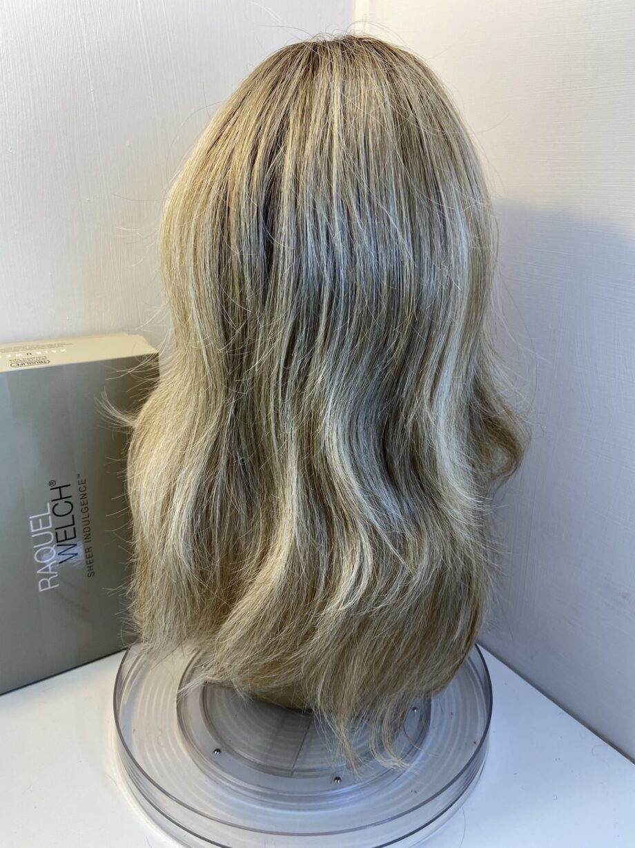 Raquel Welch soft cap blonde wig. Bblls411