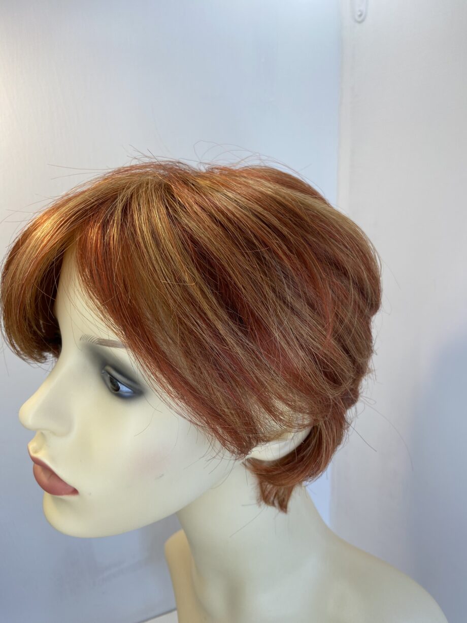 Stunning light red/orange. Brss391