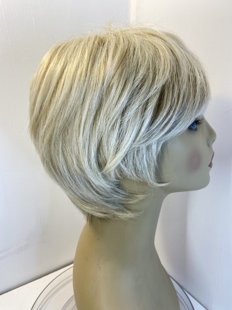 Blonde short Amore design wig. Blss634