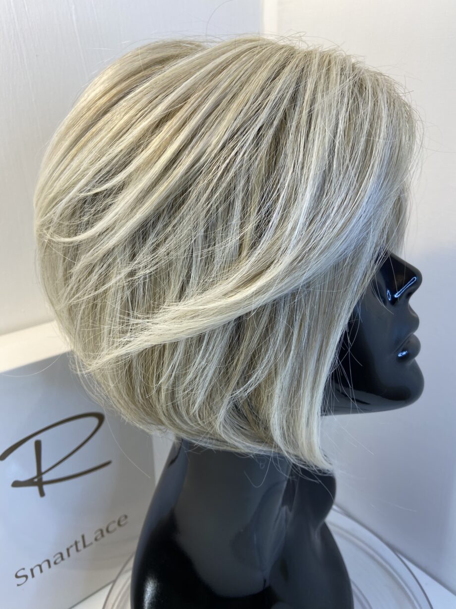 Jon Renau blonde rooted wig. Bblms416