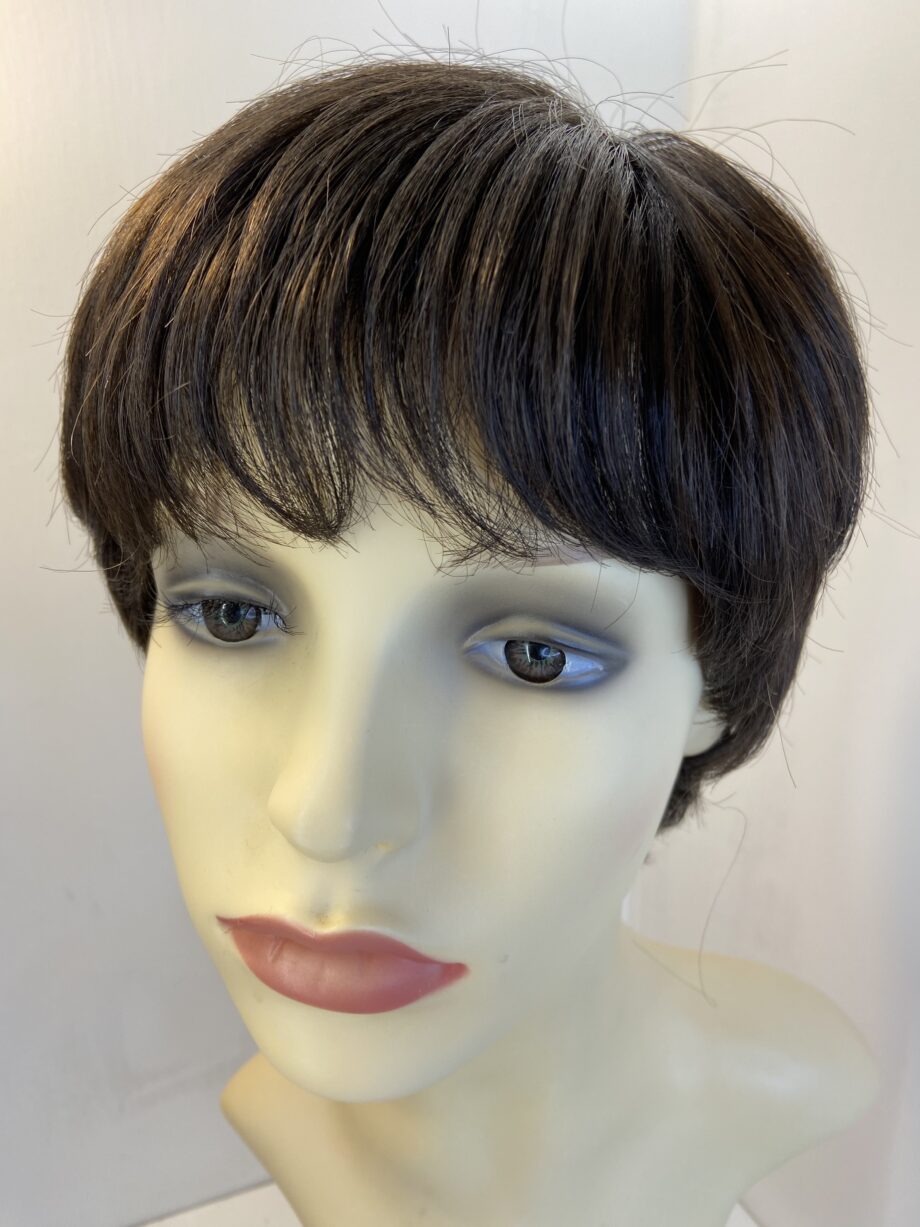 Dark brown short wig. Brss208