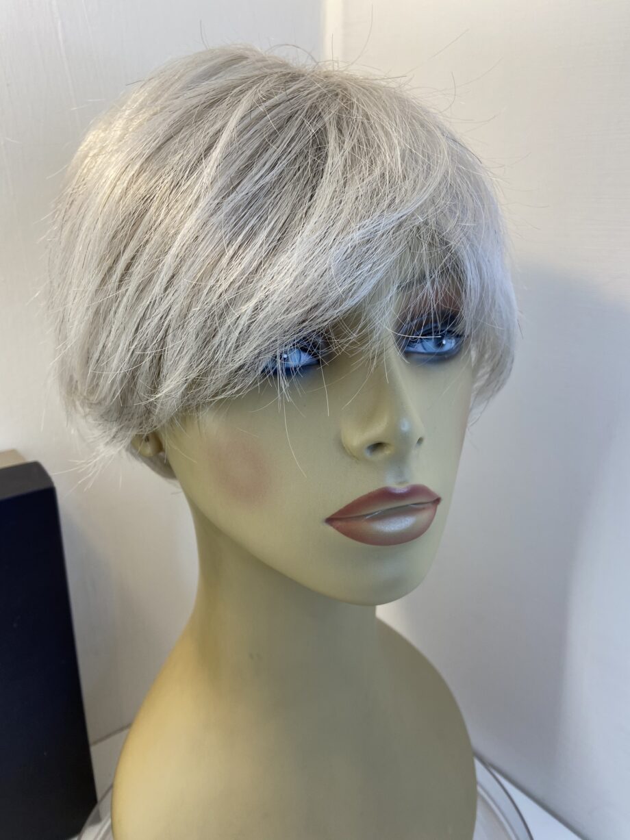Natural image silver grey wig. Bgss408