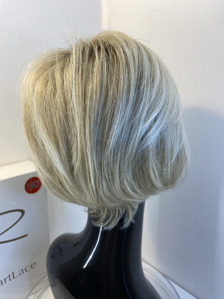 Jon Renau blonde rooted wig. Bblms416