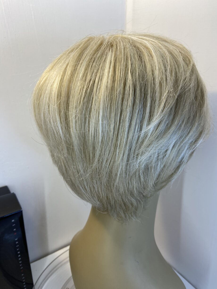 Blonde Rene of Paris wig. Bblss405