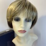 Short highlighted brown natural image wig. Bblss398